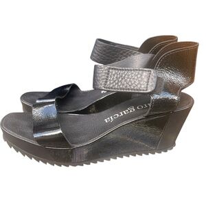 Pedro Garcia Black Leather Quarter Wedge Shoes size 38 US 8 NEW